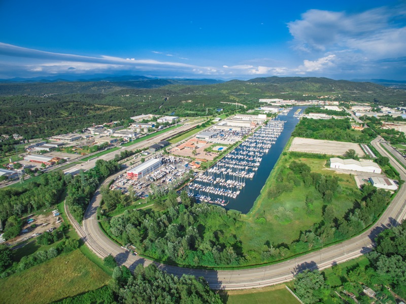 Canale Est Ovest Zona Lisert